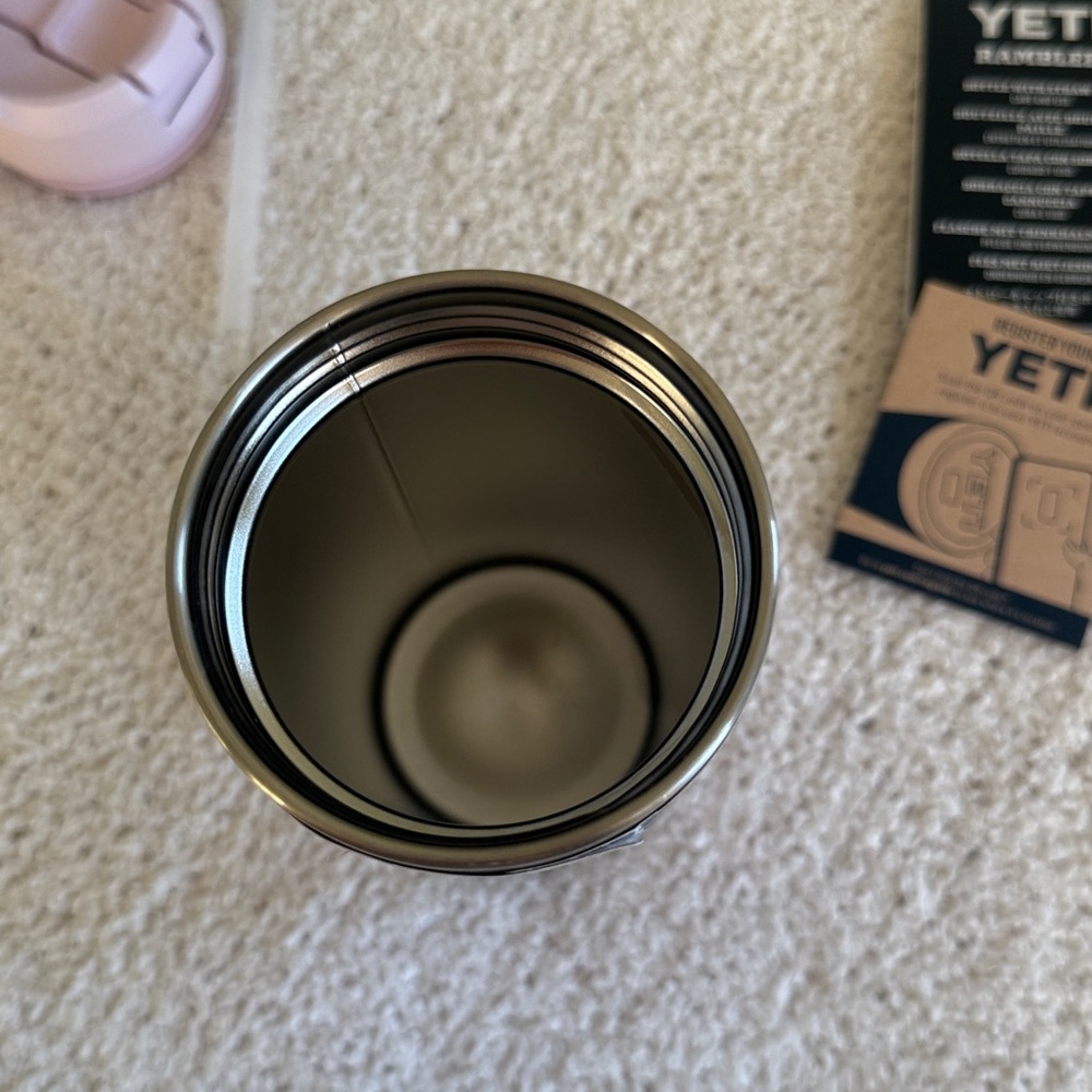 YETI Rambler 18 oz Bottle Chug Cap Pink Cherry Blossom Textured Travel Cup Mug - Picture 5 of 11